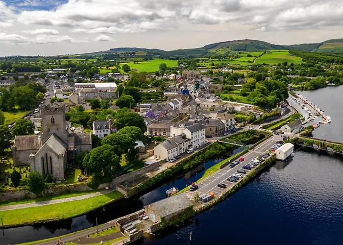 בית נופש Lakeside Homes - Type A By Trident Homes קילאלו